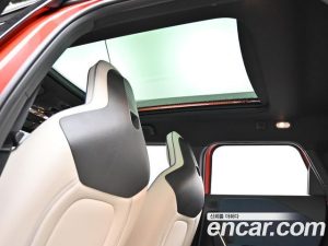 Mini Cooper SE Favoured 2025 года из Южной Кореи