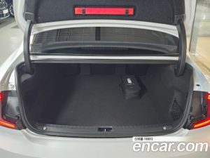 Volvo S90 B5 Ultra Bright 2025 года из Южной Кореи