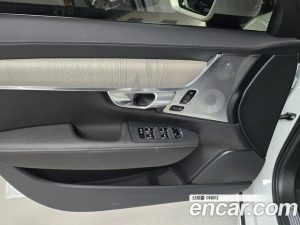 Volvo S90 B5 Ultra Bright 2025 года из Южной Кореи