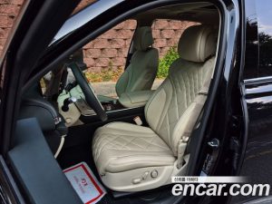Genesis GV80 2.5T Бензин 2WD 2024 года из Южной Кореи