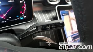 Mercedes-Benz C-Class C300 4MATIC Avantgarde 2023 года из Южной Кореи