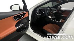 Mercedes-Benz C-Class C300 4MATIC Avantgarde 2023 года из Южной Кореи