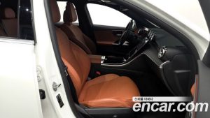 Mercedes-Benz C-Class C300 4MATIC Avantgarde 2023 года из Южной Кореи