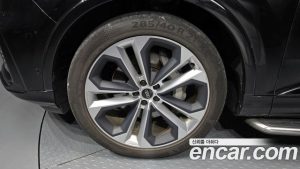 Audi Q7 55 TFSI 4WD Premium 2023 года из Южной Кореи