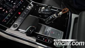 Audi Q7 55 TFSI 4WD Premium 2023 года из Южной Кореи