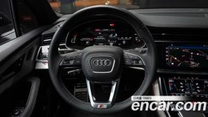 Audi Q7 55 TFSI 4WD Premium 2023 года из Южной Кореи