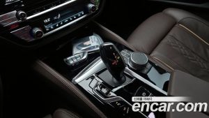 BMW 5-Series 530i M Sport 2023 года из Южной Кореи