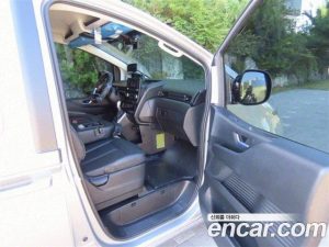 Hyundai Staria Wagon 3Door 2025 года из Южной Кореи