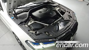 BMW 5-Series 530i xDrive M Sport 2023 года из Южной Кореи