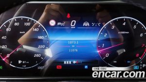 Mercedes-Benz C-Class C300 4MATIC AMG Line 2024 года из Южной Кореи