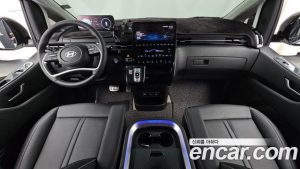 Hyundai Staria L3.5 Lounge 9-Seater 2025 года из Южной Кореи