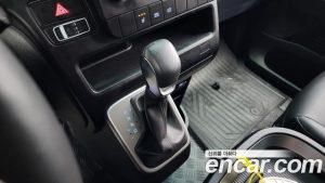 Hyundai Staria L3.5 Wagon 5 2024 года из Южной Кореи