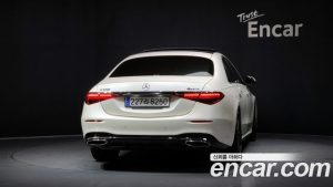 Mercedes-Benz S-Class S400 d 4MATIC 2023 года из Южной Кореи