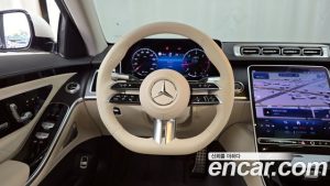 Mercedes-Benz S-Class S400 d 4MATIC 2023 года из Южной Кореи