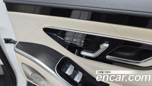 Mercedes-Benz S-Class S400 d 4MATIC 2023 года из Южной Кореи
