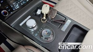 Genesis G80 Бензин 2.5 Turbo AWD 2025 года из Южной Кореи
