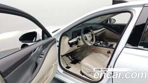Genesis G80 Бензин 2.5 Turbo AWD 2025 года из Южной Кореи