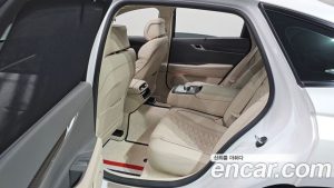 Genesis G80 Бензин 2.5 Turbo AWD 2025 года из Южной Кореи