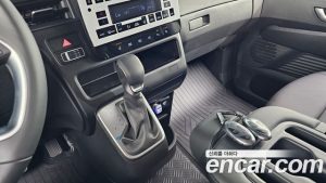 Hyundai Staria Tourer 9-Seater 2025 года из Южной Кореи