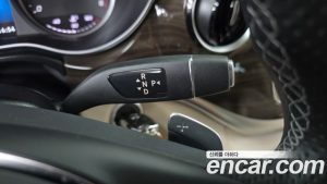 Mercedes-Benz V-Class V300 CDI 2023 года из Южной Кореи