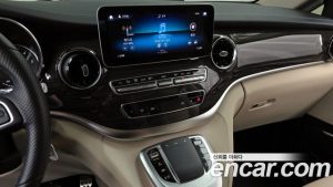Mercedes-Benz V-Class V300 CDI 2023 года из Южной Кореи