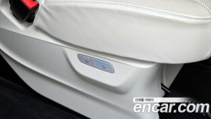 Mercedes-Benz V-Class V300 CDI 2023 года из Южной Кореи