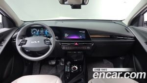 Kia Niro Signature 2024 года из Южной Кореи