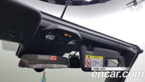 Mini Cooper Convertible JCW 2025 года из Южной Кореи
