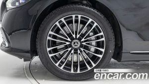 Mercedes-Benz S-Class S350 d 4MATIC 2025 года из Южной Кореи