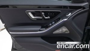 Mercedes-Benz S-Class S350 d 4MATIC 2025 года из Южной Кореи