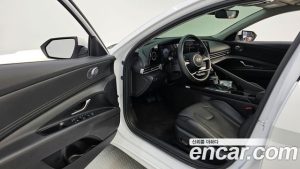 Hyundai AVANTE 1.6 2024 года из Южной Кореи
