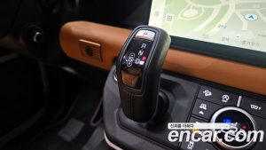 Land Rover Defender 110 D300 HSE 2023 года из Южной Кореи