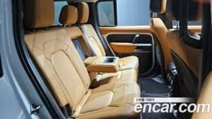 Land Rover Defender 110 D300 HSE 2023 года из Южной Кореи