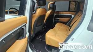 Land Rover Defender 110 D300 HSE 2023 года из Южной Кореи