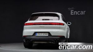 Porsche Cayenne 3.0 2025 года из Южной Кореи
