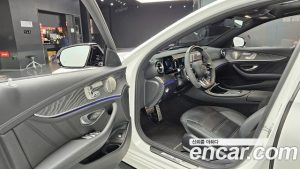 Mercedes-Benz E-Class E53 AMG 4MATIC+ 2023 года из Южной Кореи