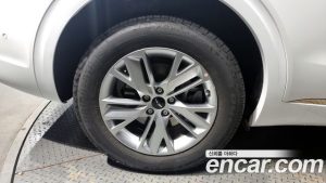 Genesis GV70 2.5T Бензин 2WD 2025 года из Южной Кореи