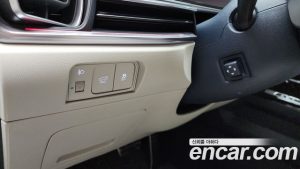 Kia Sorento HEV 1.6 2WD 2024 года из Южной Кореи