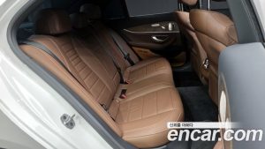 Mercedes-Benz E-Class E220d 4MATIC Exclusive 2023 года из Южной Кореи