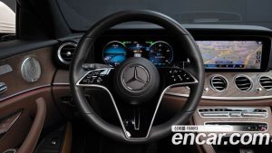 Mercedes-Benz E-Class E220d 4MATIC Exclusive 2023 года из Южной Кореи