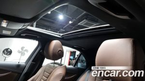 Mercedes-Benz E-Class E220d 4MATIC Exclusive 2023 года из Южной Кореи