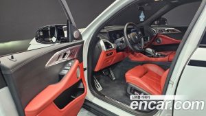 BMW XM 4.4 2023 года из Южной Кореи