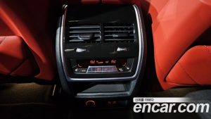 BMW XM 4.4 2023 года из Южной Кореи