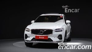 Volvo XC60 B5 ULTIMATE Bright 2024 года из Южной Кореи