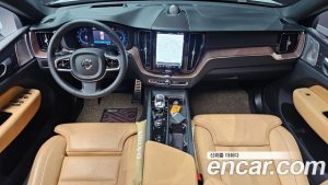 Volvo XC60 B5 ULTIMATE Bright 2024 года из Южной Кореи
