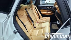 Volvo XC60 B5 ULTIMATE Bright 2024 года из Южной Кореи