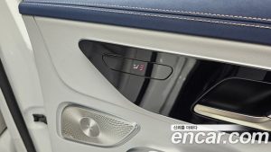 Mercedes-Benz EQE EQE350 4MATIC 2024 года из Южной Кореи