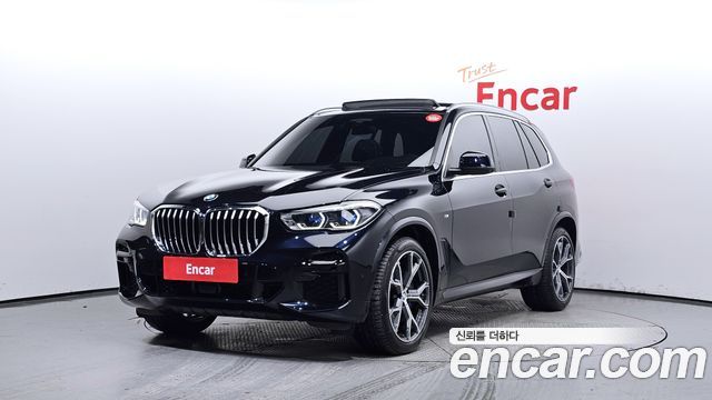 BMW X5 xDrive 40i M Sport 2023 года из Кореи