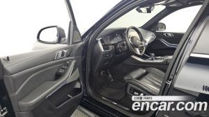 BMW X5 xDrive 40i M Sport 2023 года из Южной Кореи