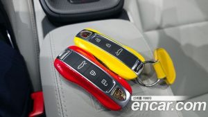 Porsche 911 CARRERA 4 GTS 2023 года из Южной Кореи